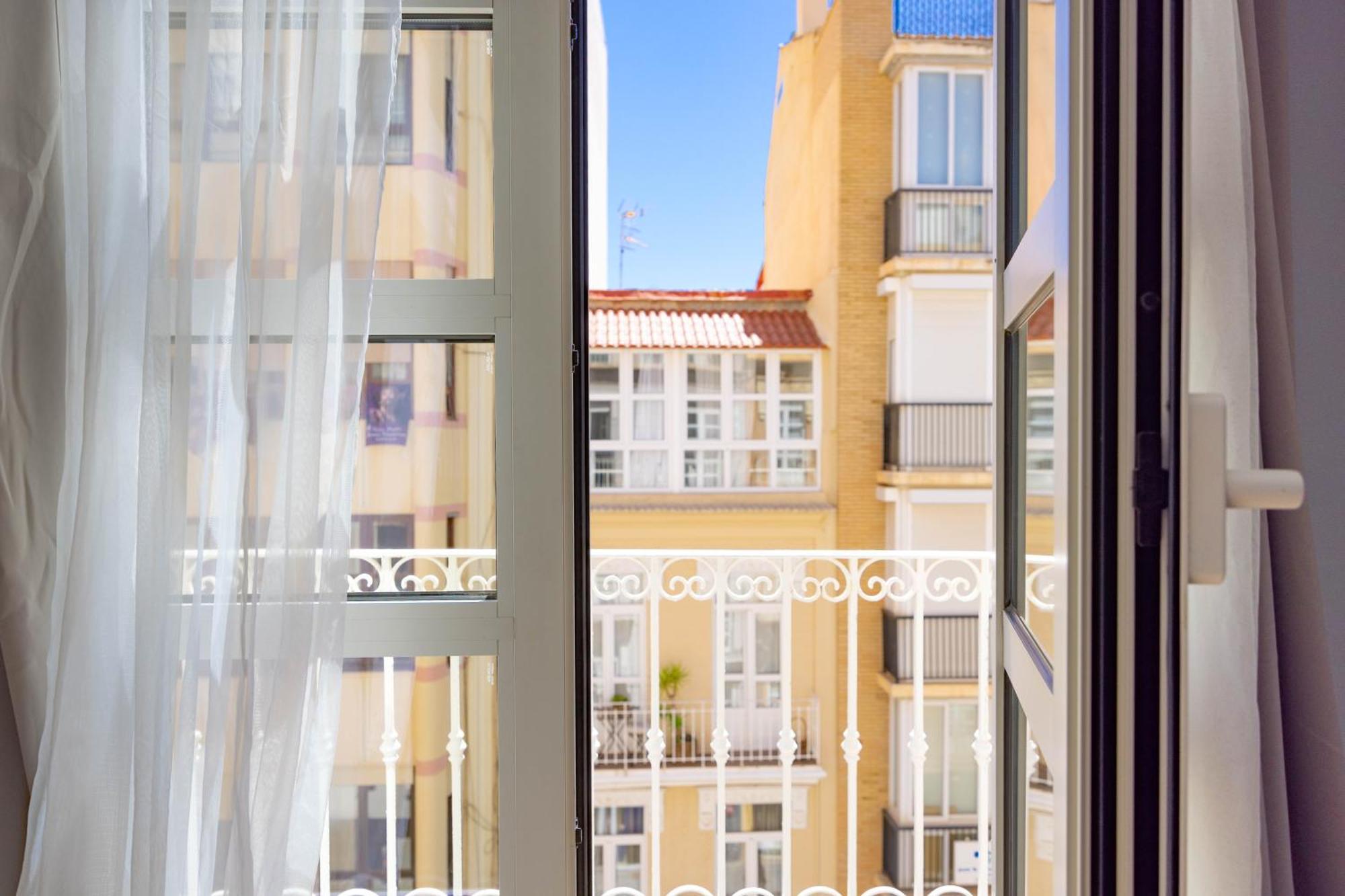Apartamentos Turisticos Metropolis By Cartagenaspain المظهر الخارجي الصورة